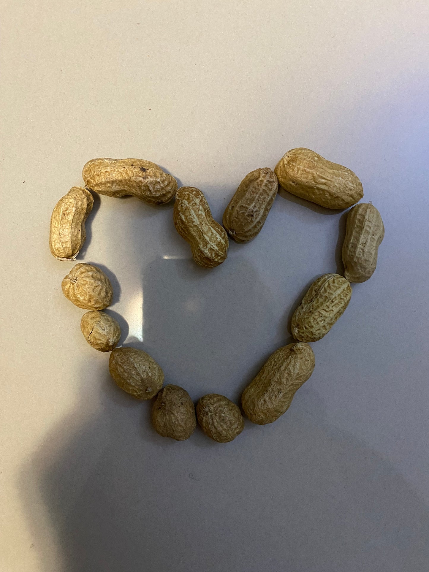 Shelled peanuts snack